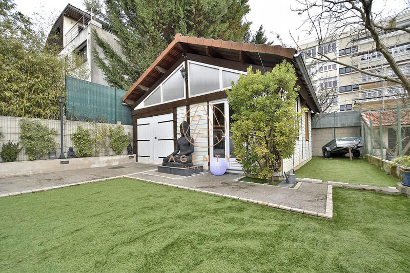 Maison - 175 m² - 6 pièces