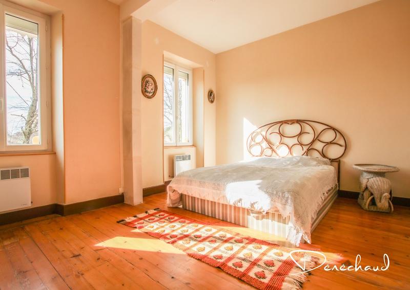 Maison - 283 m² - 9 pièces