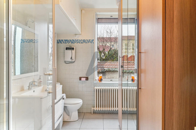 Appartement - 140 m² - 5 pièces