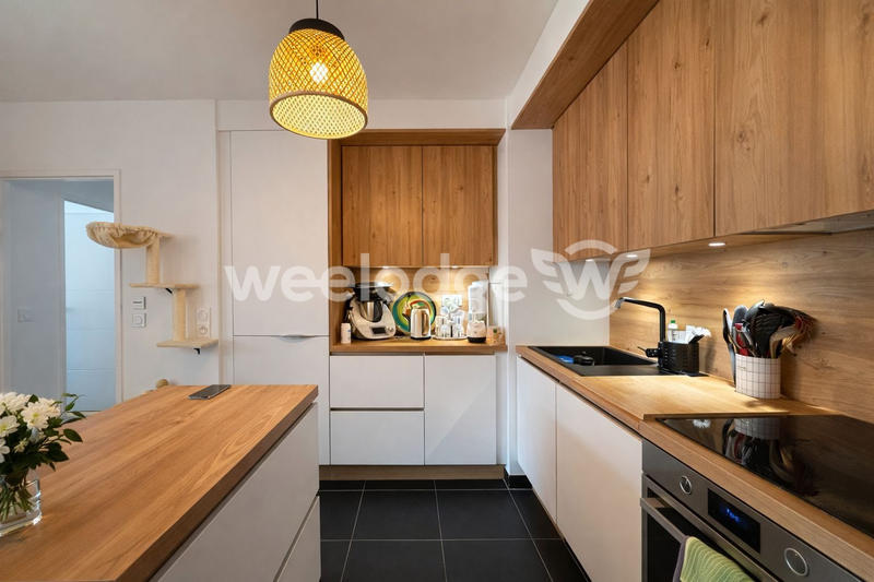 Appartement - 65 m² - 3 pièces