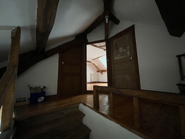 Maison - 166 m² - 7 pièces