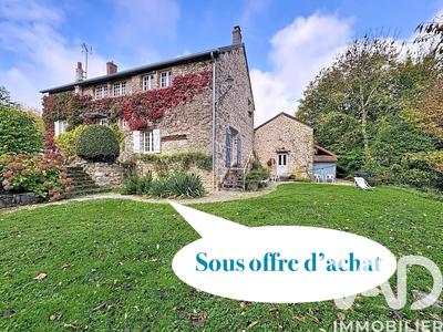 Maison - 230 m² - 6 pièces