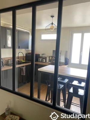 Chambre - 10 m² - 1 pièce