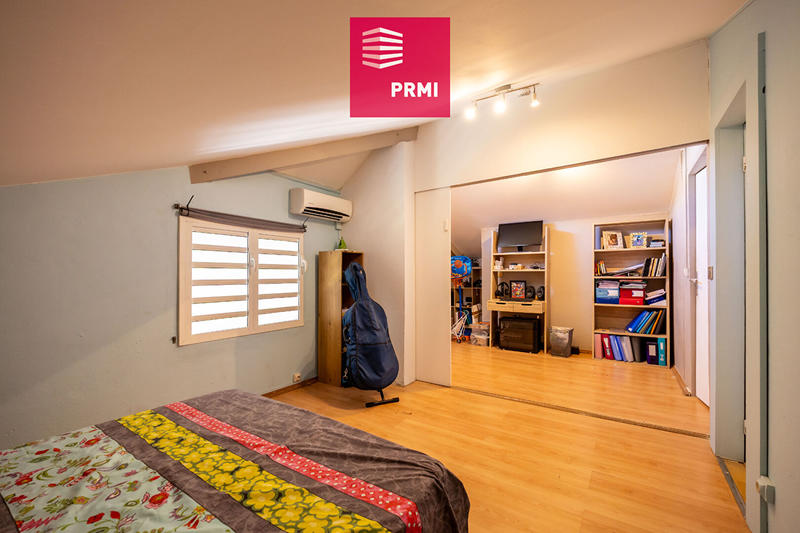 Maison - 257 m² - 7 pièces