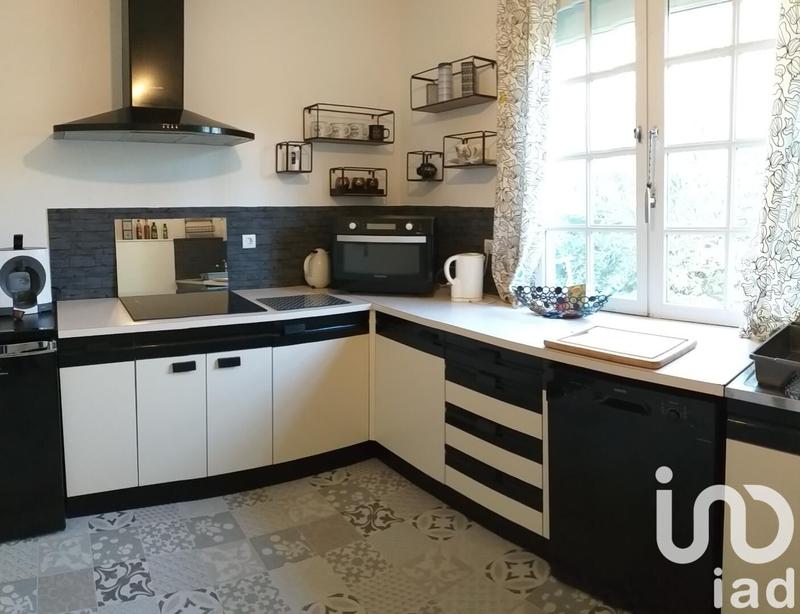 Maison - 104 m² - 6 pièces