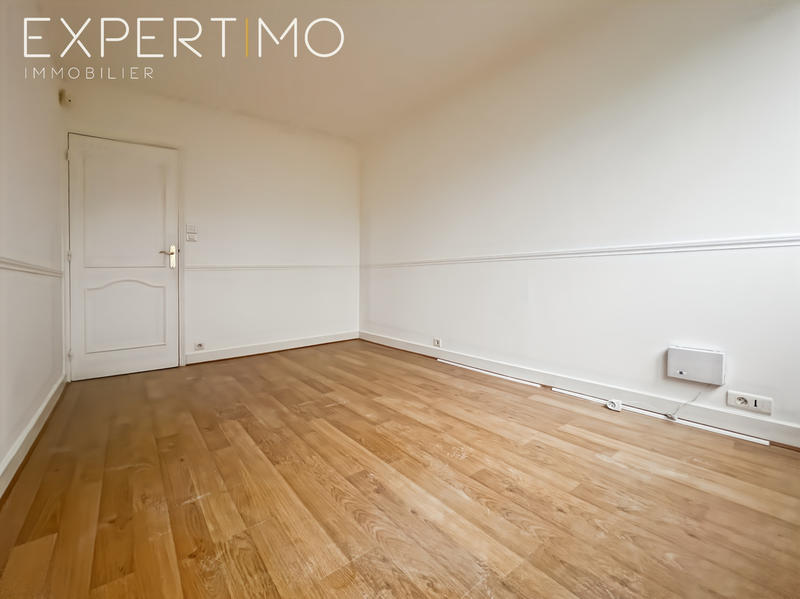 Appartement - 90 m² - 4 pièces