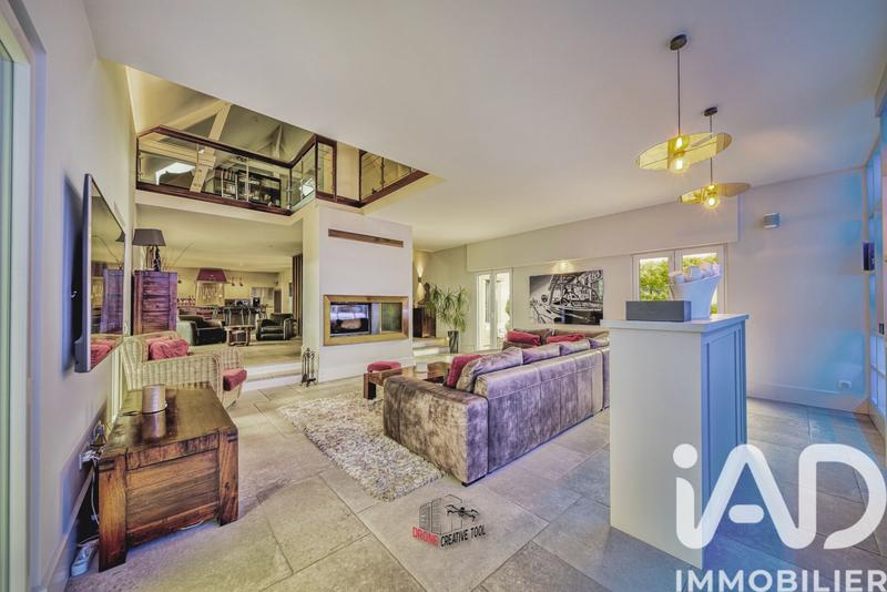 Maison de maîtres - 294 m² - 8 pièces