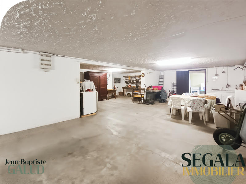 Maison - 153 m² - 5 pièces