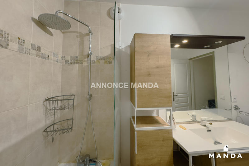 Appartement - 75 m² - 4 pièces