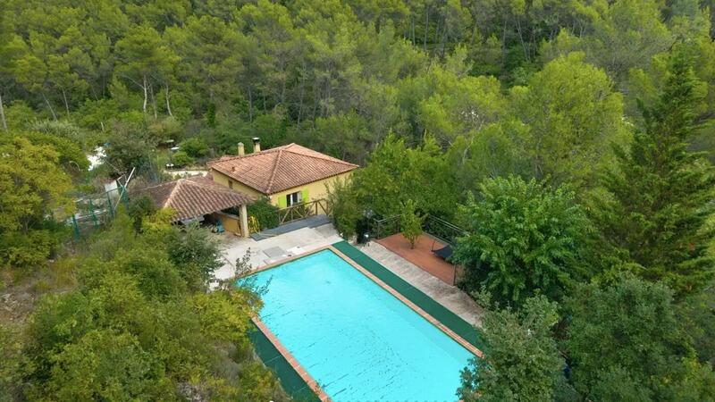 Maison - 160 m² - 5 pièces