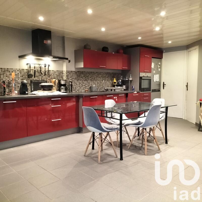 Maison - 137 m² - 6 pièces