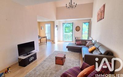 Appartement - 103 m² - 4 pièces