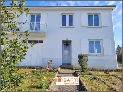 Maison - 81 m² - 5 pièces