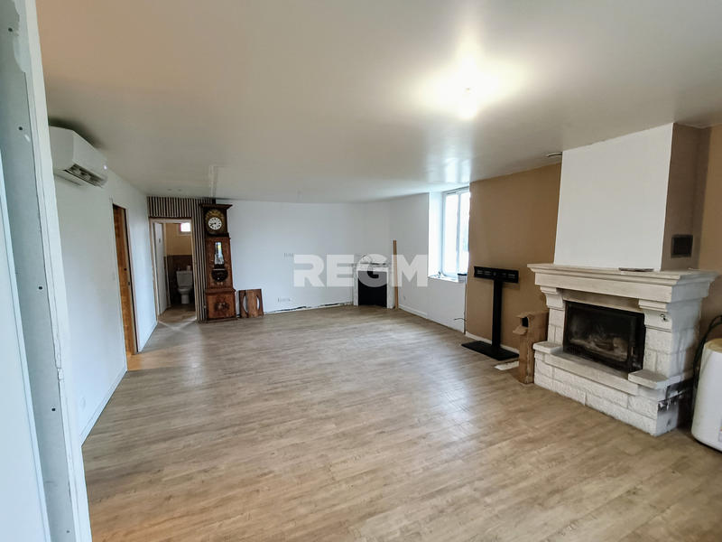 Maison - 187 m² - 12 pièces