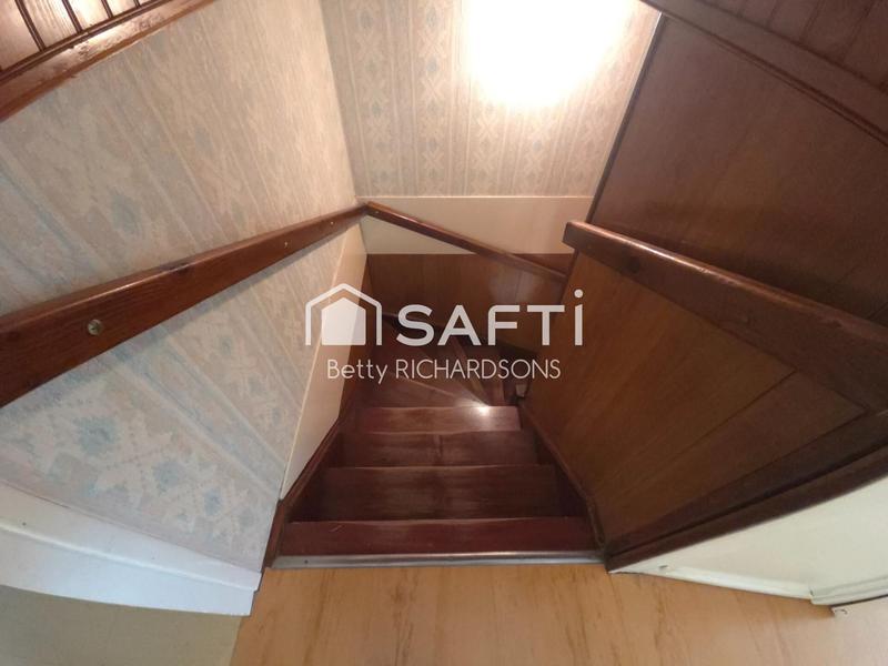 Maison - 100 m² - 7 pièces