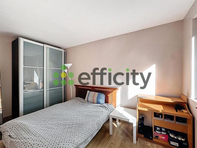 Appartement ancien - 80 m² - 5 pièces