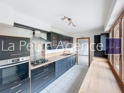 Maison - 155 m² - 6 pièces