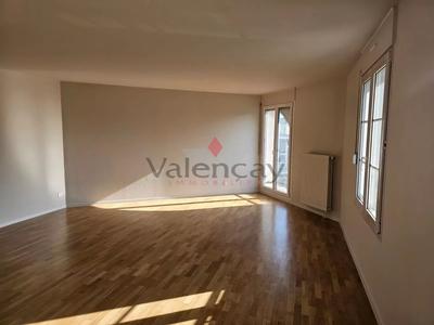 Appartement - 83 m² - 4 pièces