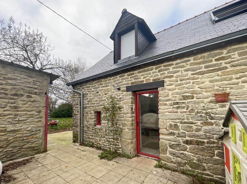 Maison - 95 m² - 5 pièces