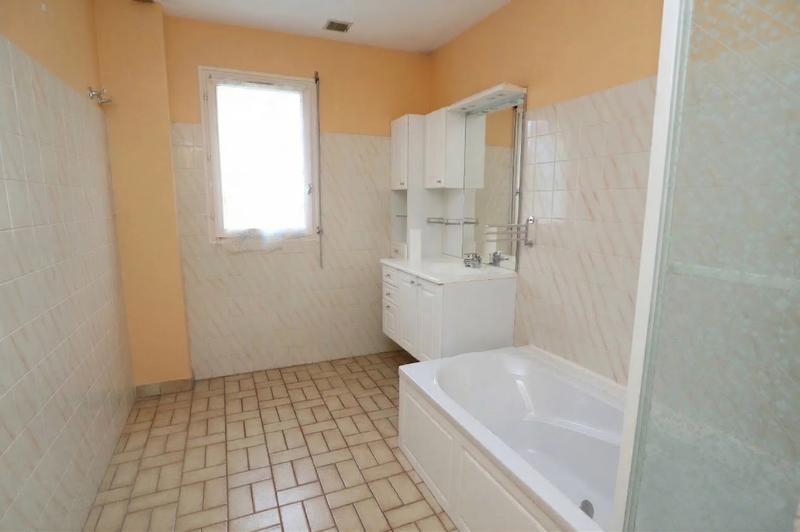 Maison - 98 m² - 5 pièces