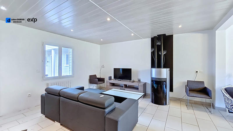 Maison - 260 m² - 12 pièces