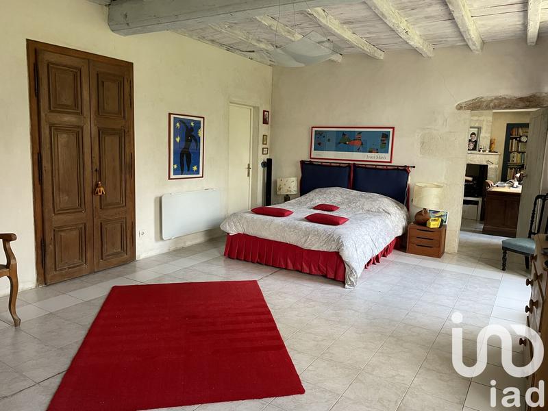 Maison - 285 m² - 10 pièces