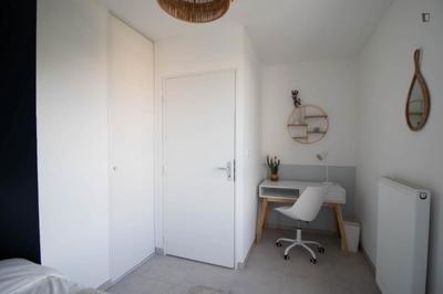 Chambre - 10 m² - 5 pièces