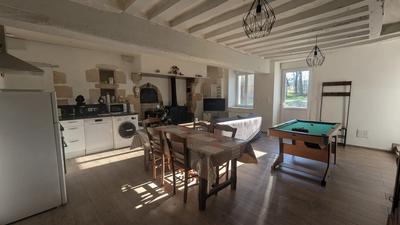 Maison - 147 m² - 6 pièces