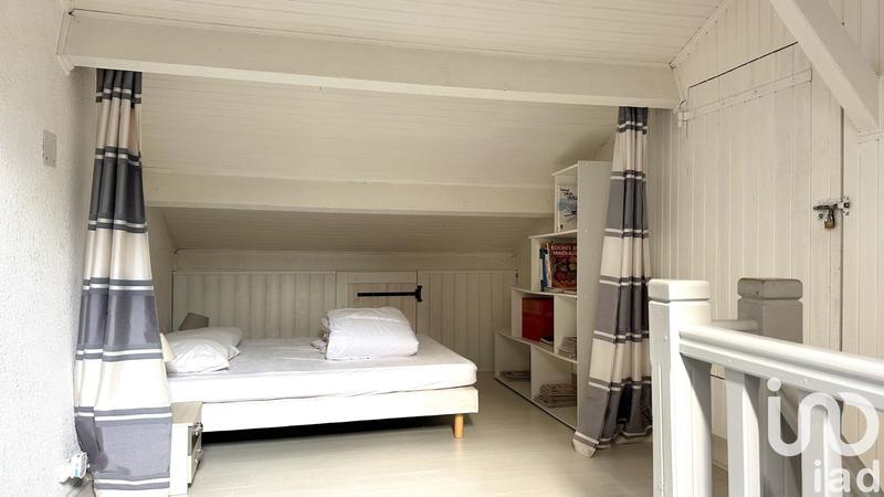 Maison - 260 m² - 9 pièces