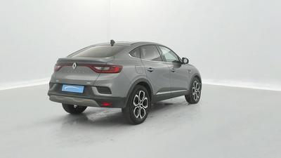 Renault Arkana E-Tech 145 21b Intens 5p