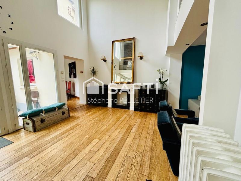 Maison - 167 m² - 8 pièces