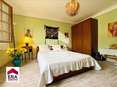 Maison - 165 m² - 5 pièces