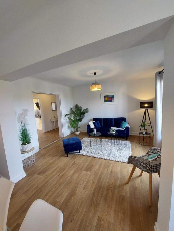 Appartement - 95 m² - 5 pièces