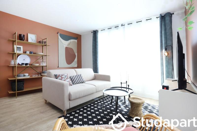 Chambre - 10 m² - 1 pièce