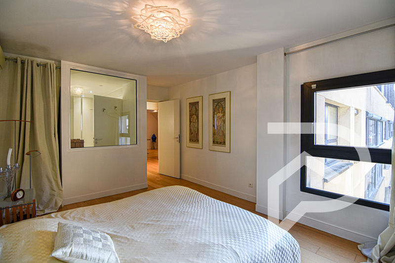 Appartement - 162 m² - 5 pièces