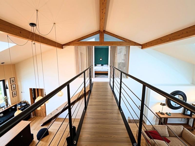 Maison - 180 m² - 5 pièces