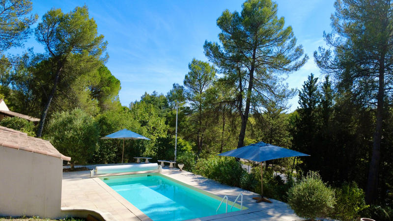 Villa - 215 m² - 7 pièces