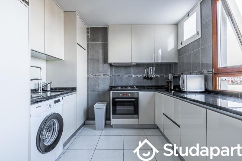 Chambre - 10 m² - 1 pièce