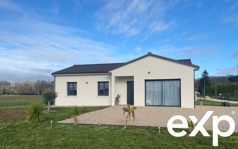 Maison - 90 m² - 4 pièces