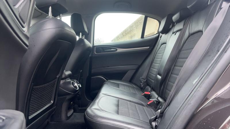 Alfa Romeo Stelvio 2.2 Jtd 180 Q4 Bva8 Super - Automatique