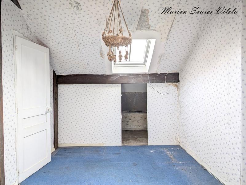 Maison en pierre - 99 m² - 4 pièces