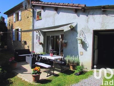 Maison - 212 m² - 8 pièces