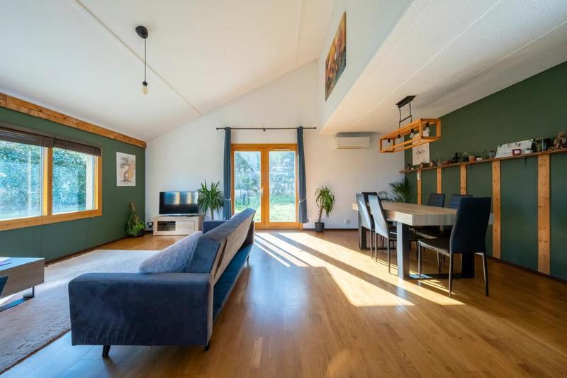 Château - 104 m² - 4 pièces