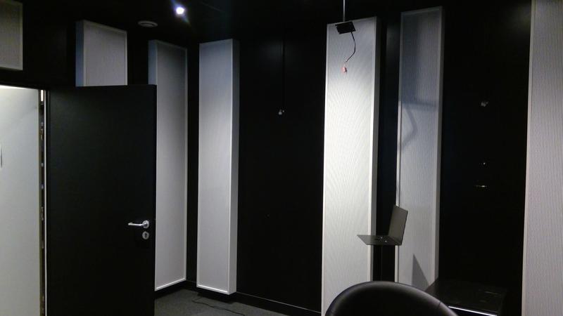 Local commercial - 84 m² - 3 pièces