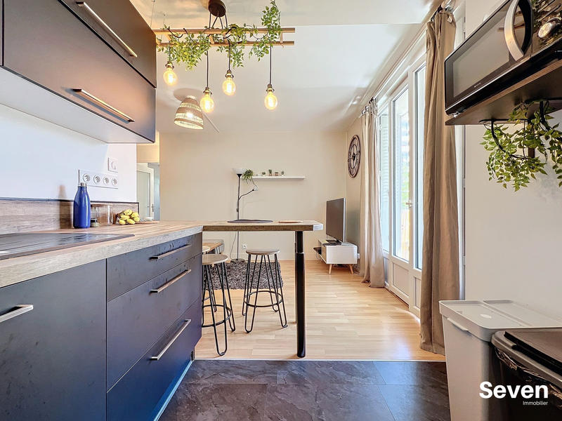 Appartement - 80 m² - 4 pièces