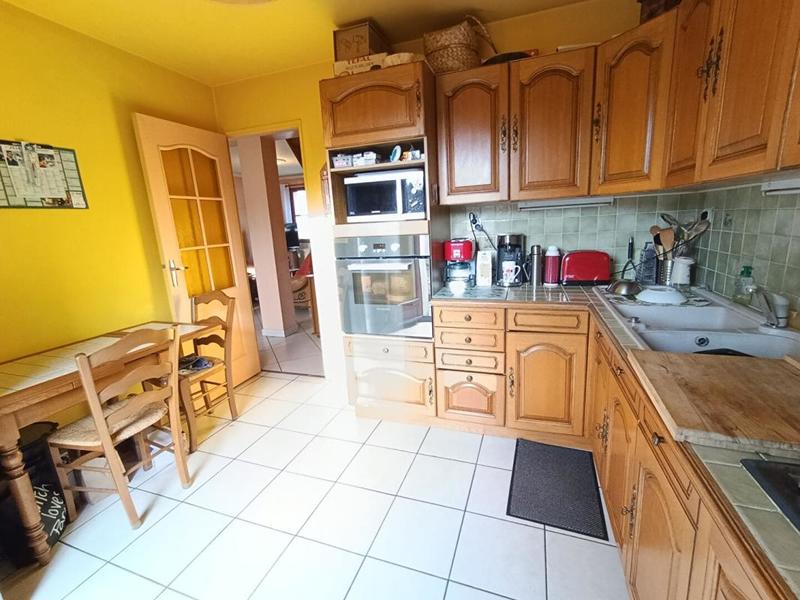 Maison - 92 m² - 5 pièces