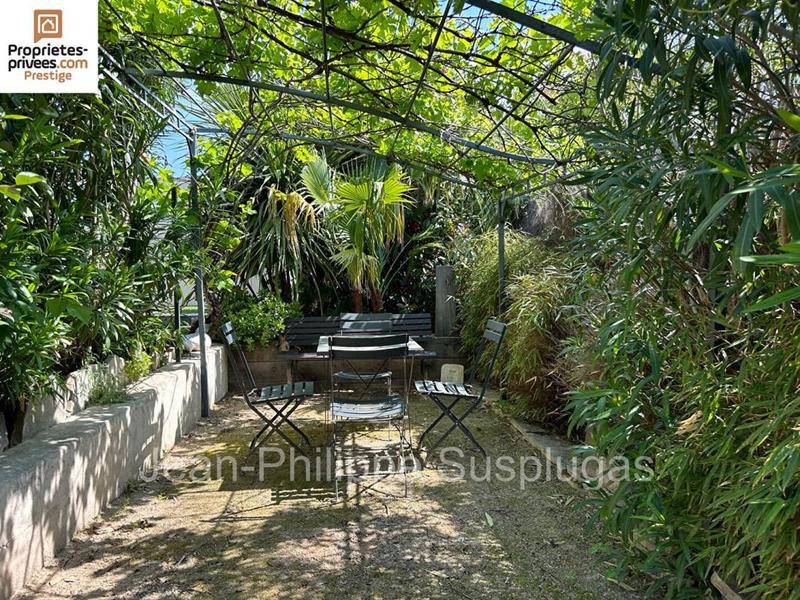 Maison - 190 m² - 9 pièces