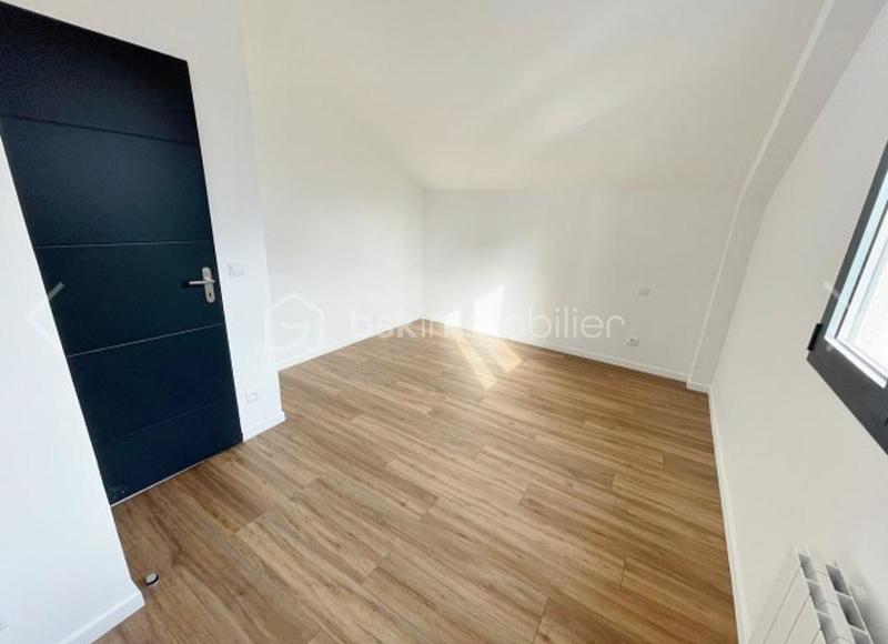 Maison - 101 m² - 5 pièces