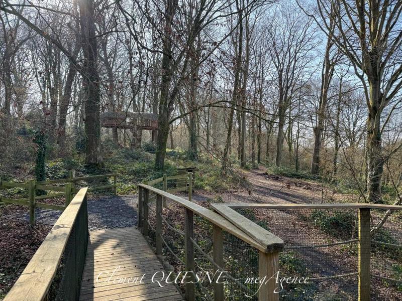 Fonds de commerce - 30 000 m²