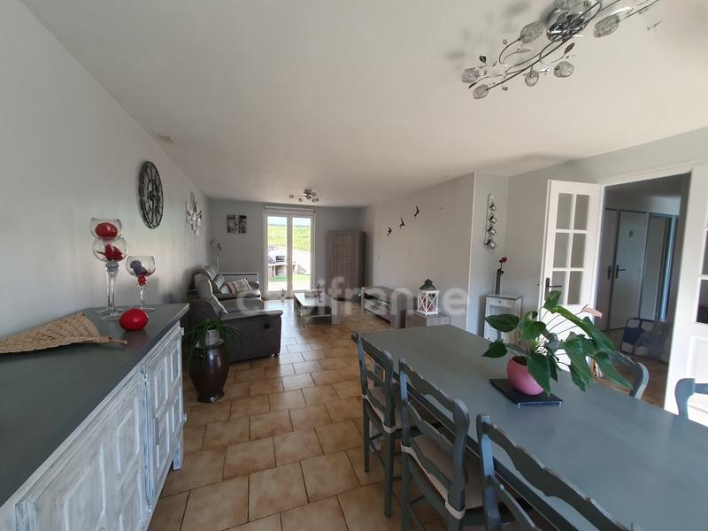 Maison - 92 m² - 4 pièces